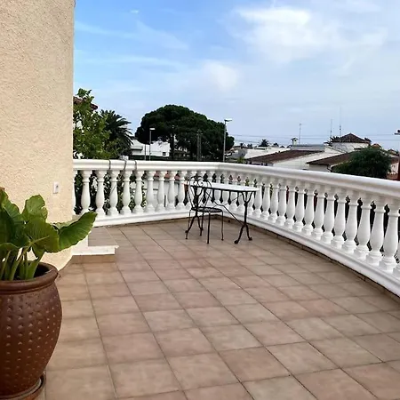 Jolie Maison Avec Sa Piscine Privee Wifi