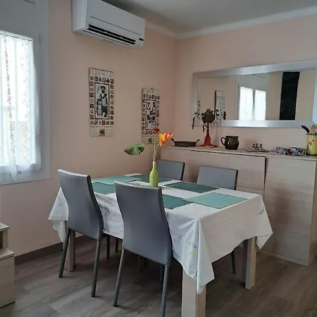 Jolie Maison Avec Sa Piscine Privee Wifi Villa *