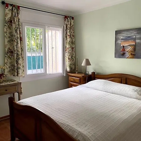 Villa Jolie Maison Avec Sa Piscine Privee Wifi *